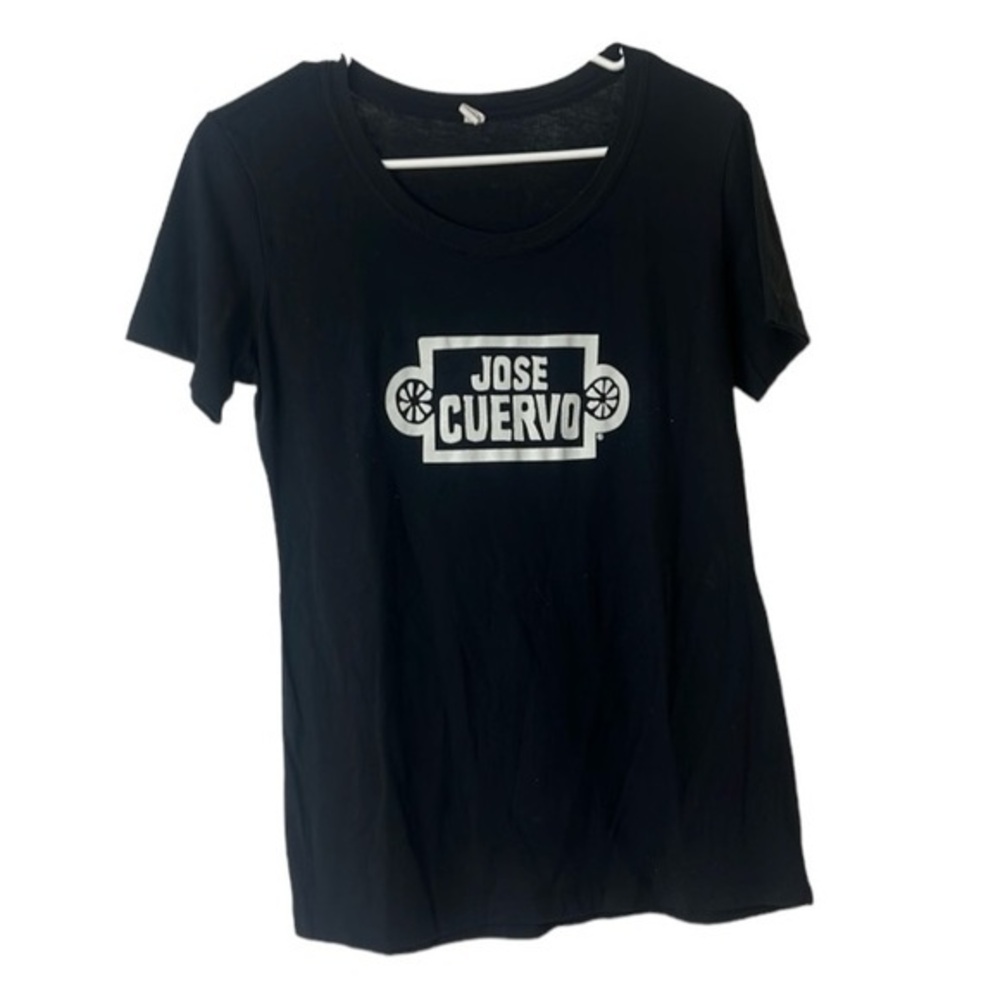 Women’s top size L